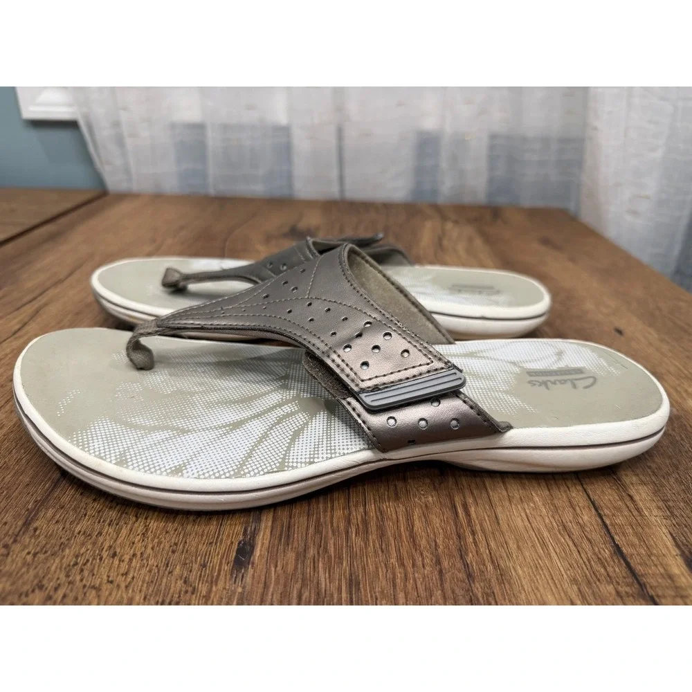 Clarks Women's Brinkley Star Pewter Metallic Thong Sandals Flip‎ Flops Size 10M